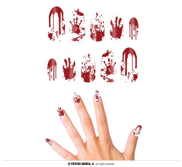 Faux ongles ensanglantés