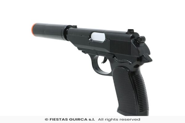 pistolet avec silencieux